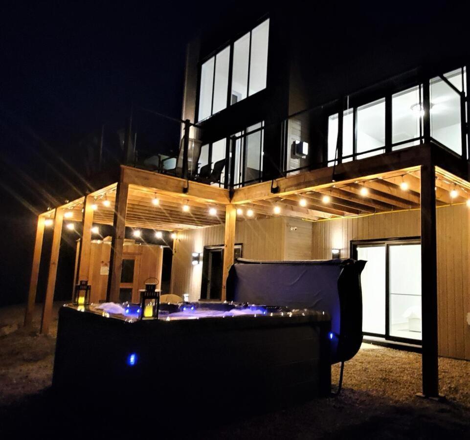 Chalet Serenity - Mont Tremblant Ski - Spa Sauna Wifi Tv Privet Chic Modern House Villa La Conception Eksteriør billede